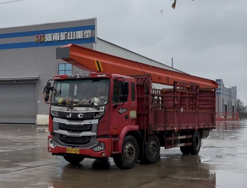 電動單梁起重機 LD2t-14.6m 制作完成 裝車發出